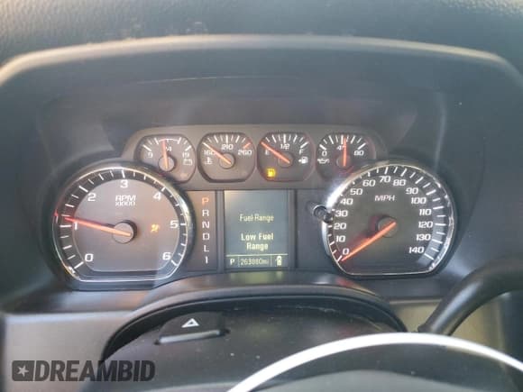 ✅ 2017 GMC Sierra 2500HD • VIN: 1GT22REG8HZ180090 • Lot: 86473295. Listed on Copart with 263,880 mi. Free auction sales archive from the USA and detailed vehicle history report at DreamBid. Image 9.