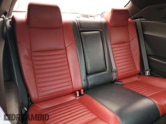 ✅ 2013 Dodge Challenger R/T Plus • VIN: 2C3CDYBT6DH729097 • Lot: 52572444. Wystawiony na Copart z przebiegiem 156 221 mil. Bezpłatny archiwum sprzedaży aukcyjnych z USA i szczegółowy raport historii pojazdu na DreamBid. Zdjęcie 11.