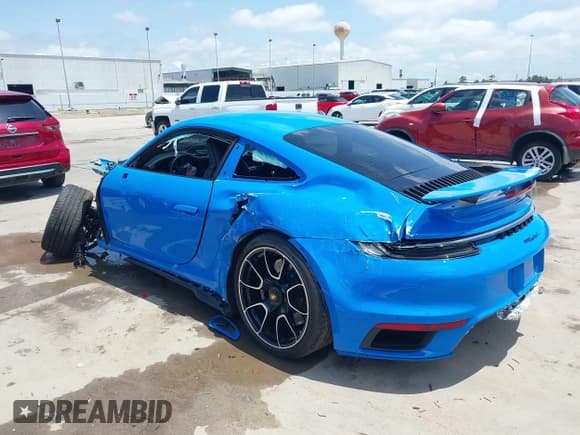 ✅ 2022 Porsche 911 Turbo S • VIN: WP0AD2A92NS254256 • Lot: 42101908. Listed on IAAI with Not provided. Free auction sales archive from the USA and detailed vehicle history report at DreamBid. Image 3.