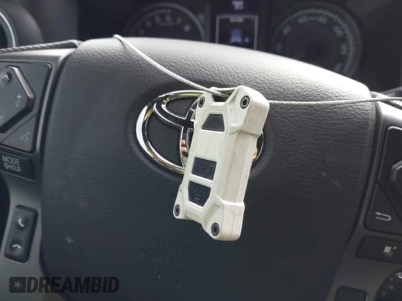 ✅ 2022 Toyota Tacoma TRD Sport • VIN: 3TYCZ5AN6NT099703 • Lot: 43741149. Listed on IAAI with 52,272 mi. Free auction sales archive from the USA and detailed vehicle history report at DreamBid. Image 11.