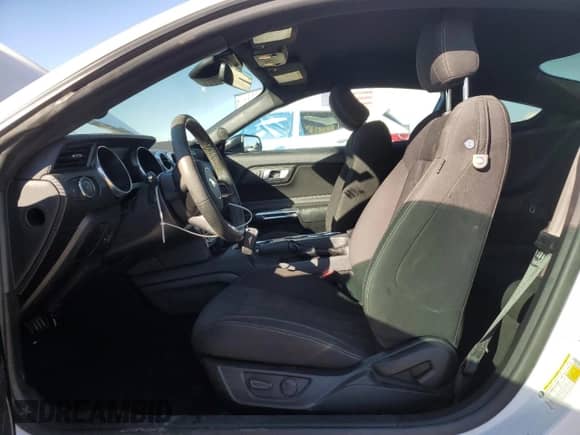 2022 Ford Mustang EcoBoost с VIN 1FA6P8TH5N5136355, выставлен на аукционе Copart как лот 87034355 с пробегом 39 968 миль миль и Списание • Salvage title. История ставок и продаж доступна на DreamBid. Изображение 7.