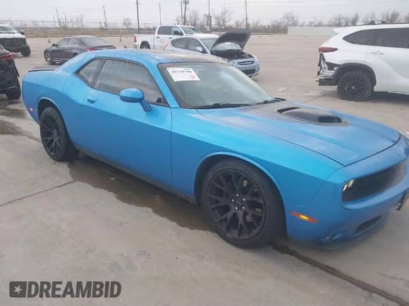 2015 Dodge Challenger R/T Plus with VIN 2C3CDZBT4FH850221, listed as a IAAI auction lot 41530700 with 86,226 mi miles and . Bid and sale history available at DreamBid. Image 1.