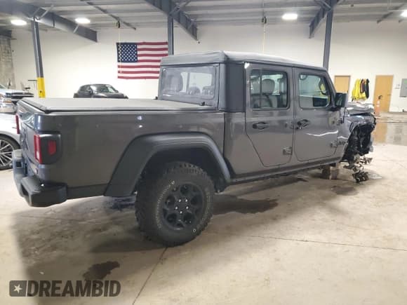 ✅ 2023 Jeep Gladiator Willys • VIN: 1C6HJTAG3PL574167 • Lot: 84872535. Wystawiony na Copart z przebiegiem 16 473 mil. Bezpłatny archiwum sprzedaży aukcyjnych z USA i szczegółowy raport historii pojazdu na DreamBid. Zdjęcie 3.