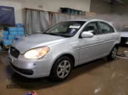 ✅ 2009 Hyundai Accent Auto GLS • VIN: KMHCN46C09U323487 • Лот: 85901454. Опубликован ранее на Copart с пробегом 136 149 миль. Бесплатный доступ к архиву аукционных продаж из США и подробный отчёт об истории автомобиля на DreamBid. Изображение 1.