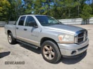 ✅ 2006 Dodge 1500 SLT • VIN: 1D7HU18N96J168547 • Лот: 71376704. Опубликован ранее на Copart с пробегом 284 572 миль. Бесплатный доступ к архиву аукционных продаж из США и подробный отчёт об истории автомобиля на DreamBid. Изображение 4.