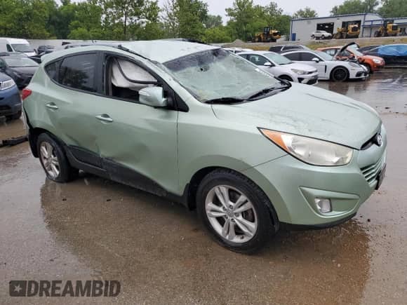 2013 Hyundai Tucson GLS z VIN KM8JU3AC4DU546815, wystawiony jako Copart lot #60543454 z przebiegiem 158 613 mil mil oraz Szkoda całkowita • Salvage title. Historia ofert i sprzedaży dostępna na DreamBid. Obrazek 4.