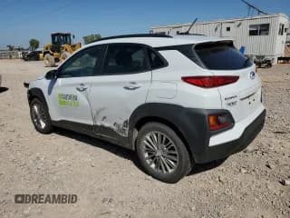 ✅ 2020 Hyundai Kona SEL • VIN: KM8K22AA4LU509152 • Лот: 71717664. Опубликован ранее на Copart с пробегом Не указан. Бесплатный доступ к архиву аукционных продаж из США и подробный отчёт об истории автомобиля на DreamBid. Изображение 2.