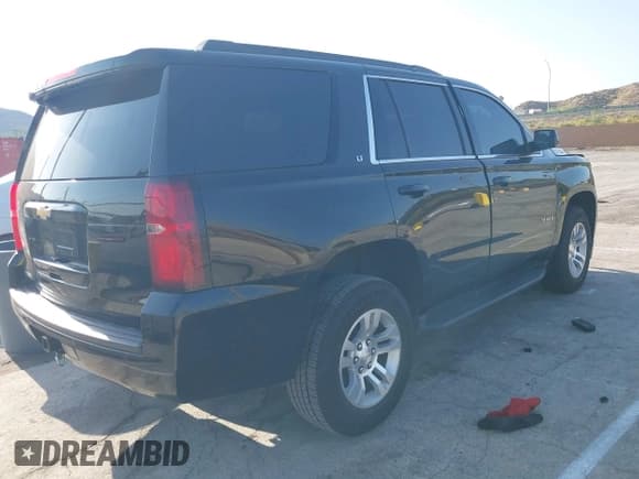 ✅ 2017 Chevrolet Tahoe LT • VIN: 1GNSCBKC3HR200372 • Лот: 42433662. Опубликован ранее на IAAI с пробегом 111 046 миль. Бесплатный доступ к архиву аукционных продаж из США и подробный отчёт об истории автомобиля на DreamBid. Изображение 4.