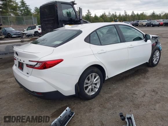✅ 2025 Toyota Camry LE • VIN: 4T1DBADK5SU522109 • Lot: 42220850. Listed on IAAI with 298 mi. Free auction sales archive from the USA and detailed vehicle history report at DreamBid. Image 4.