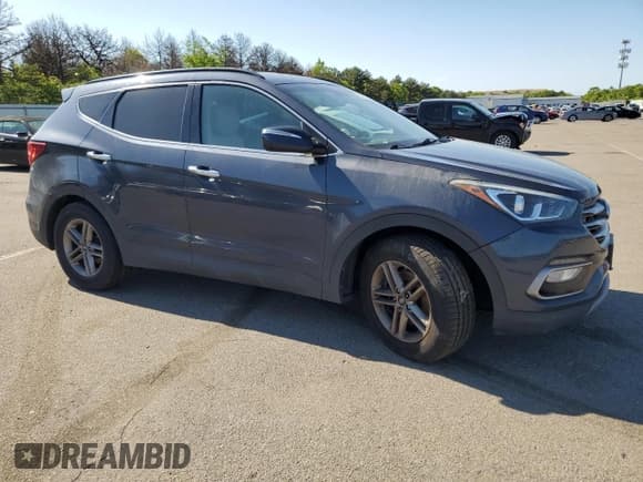 ✅ 2017 Hyundai Santa Fe 2.4L • VIN: 5NMZUDLB0HH030370 • Лот: 56578134. Опубликован ранее на Copart с пробегом Не указан. Бесплатный доступ к архиву аукционных продаж из США и подробный отчёт об истории автомобиля на DreamBid. Изображение 4.