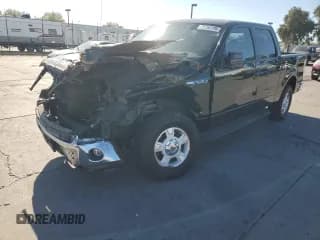 ✅ 2014 Ford F-150 XL • VIN: 1FTEW1CM4EKF29696 • Lot: 71752195. Listed on Copart with 207,771 mi. Free auction sales archive from the USA and detailed vehicle history report at DreamBid. Image 1.