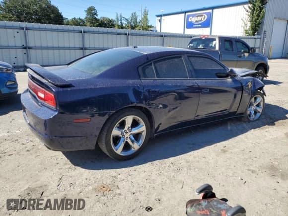 ✅ 2014 Dodge Charger Road/Track • VIN: 2C3CDXCT3EH144617 • Lot: 90589085. Listed on Copart with 141,837 mi. Free auction sales archive from the USA and detailed vehicle history report at DreamBid. Image 3.