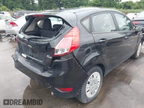 ✅ 2014 Ford Fiesta S • VIN: 3FADP4TJXEM179327 • Lot: 42638557. Listed on IAAI with 274,093 mi. Free auction sales archive from the USA and detailed vehicle history report at DreamBid. Image 18.