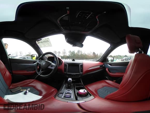 ✅ 2019 Maserati Levante GranLusso • VIN: ZN661XULXKX318172 • Лот: 41014638. Опубликован ранее на IAAI с пробегом 91 278 миль. Бесплатный доступ к архиву аукционных продаж из США и подробный отчёт об истории автомобиля на DreamBid. Изображение 23.