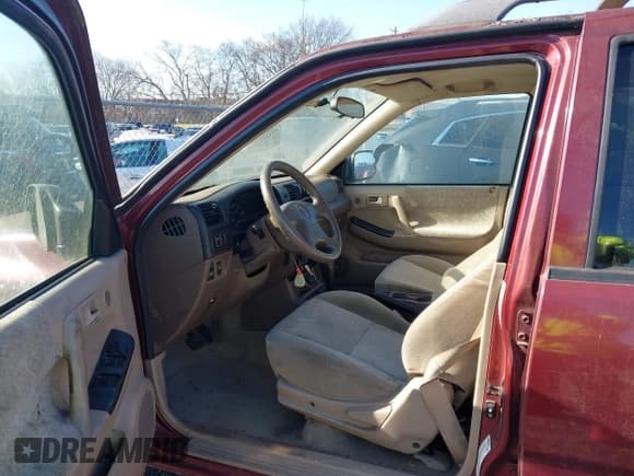 ✅ 2002 Isuzu Rodeo S • VIN: 4S2CK58W824301788 • Лот: 41216681. Опубликован ранее на IAAI с пробегом 171 615 миль. Бесплатный доступ к архиву аукционных продаж из США и подробный отчёт об истории автомобиля на DreamBid. Изображение 5.