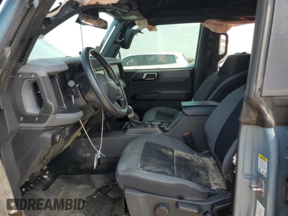 ✅ 2021 Ford Bronco • VIN: 1FMDE5BH2MLA83983 • Лот: 54361535. Опубликован ранее на Copart с пробегом 68 909 миль. Бесплатный доступ к архиву аукционных продаж из США и подробный отчёт об истории автомобиля на DreamBid. Изображение 7.