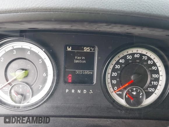 ✅ 2014 Ram 1500 Big Horn • VIN: 1C6RR6LT1ES390373 • Lot: 42328956. Wystawiony na IAAI z przebiegiem 303 185 mil. Bezpłatny archiwum sprzedaży aukcyjnych z USA i szczegółowy raport historii pojazdu na DreamBid. Zdjęcie 7.