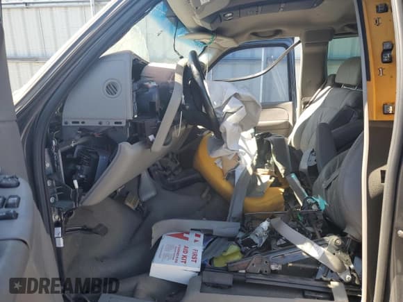 ✅ 2000 Chevrolet Silverado 1500 LT • VIN: 1GCEK19T1YE255046 • Лот: 71484384. Опубликован ранее на Copart с пробегом Не указан. Бесплатный доступ к архиву аукционных продаж из США и подробный отчёт об истории автомобиля на DreamBid. Изображение 7.