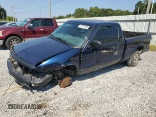 1999 Chevrolet S-10 LS с VIN 1GCDT19X3X8155331, выставлен на аукционе Copart как лот 70182085 с пробегом 209 815 миль миль и Списание • Salvage title. История ставок и продаж доступна на DreamBid. Изображение 1.