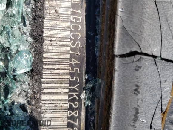 2000 Chevrolet S-10 LS z VIN 1GCCS1455YK287208, wystawiony jako Copart lot #68214474 z przebiegiem Nie podano mil oraz Nie do naprawy • Non repairable. Historia ofert i sprzedaży dostępna na DreamBid. Obrazek 12.