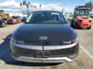 2022 Hyundai Ioniq 5 SEL z VIN KM8KN4AE4NU062542, wystawiony jako Copart lot #39824044 z przebiegiem 22 029 mil mil oraz . Historia ofert i sprzedaży dostępna na DreamBid. Obrazek 5.