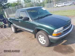 ✅ 2003 Chevrolet S-10 LS • VIN: 1GCDT19X938146546 • Лот: 42407271. Опубликован ранее на IAAI с пробегом 203 000 миль. Бесплатный доступ к архиву аукционных продаж из США и подробный отчёт об истории автомобиля на DreamBid. Изображение 1.
