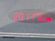 ✅ 2005 Pontiac G6 • VIN: 1G2ZG528854126436 • Lot: 42484292. Wystawiony na IAAI z przebiegiem 201 776 mil. Bezpłatny archiwum sprzedaży aukcyjnych z USA i szczegółowy raport historii pojazdu na DreamBid. Zdjęcie 15.