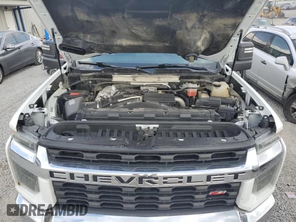 ✅ 2020 Chevrolet Silverado 2500HD LT • VIN: 1GC1YNEY4LF302224 • Lot: 71690955. Listed on Copart with 179,487 mi. Free auction sales archive from the USA and detailed vehicle history report at DreamBid. Image 11.