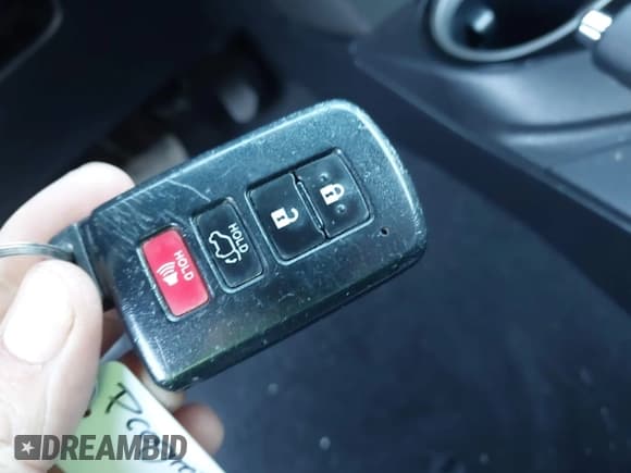 ✅ 2016 Toyota RAV4 Limited • VIN: 2T3DFREV3GW483630 • Lot: 43642425. Listed on IAAI with 98,785 mi. Free auction sales archive from the USA and detailed vehicle history report at DreamBid. Image 11.