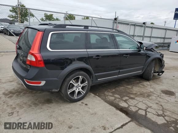 ✅ 2013 Volvo XC70 T6 • VIN: YV4902BZ0D1157944 • Лот: 58055695. Опубликован ранее на Copart с пробегом Не указан. Бесплатный доступ к архиву аукционных продаж из США и подробный отчёт об истории автомобиля на DreamBid. Изображение 3.