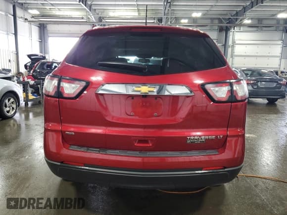 ✅ 2014 Chevrolet Traverse LT • VIN: 1GNKVHKD5EJ261870 • Lot: 69215964. Wystawiony na Copart z przebiegiem 108 941 mil. Bezpłatny archiwum sprzedaży aukcyjnych z USA i szczegółowy raport historii pojazdu na DreamBid. Zdjęcie 6.