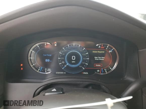 ✅ 2017 Cadillac Escalade ESV Premium Luxury • VIN: 1GYS4JKJXHR166892 • Lot: 90356335. Wystawiony na Copart z przebiegiem 202 099 mil. Bezpłatny archiwum sprzedaży aukcyjnych z USA i szczegółowy raport historii pojazdu na DreamBid. Zdjęcie 9.