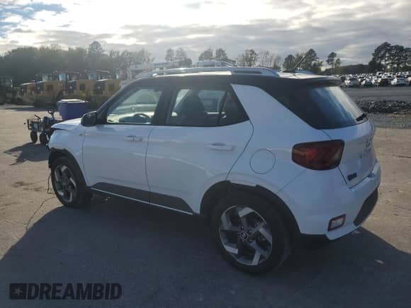 2024 Hyundai Venue Limited z VIN KMHRC8A33RU321019, wystawiony jako Copart lot #82492705 z przebiegiem 26 884 mil mil oraz Szkoda całkowita • Salvage title. Historia ofert i sprzedaży dostępna na DreamBid. Obrazek 2.