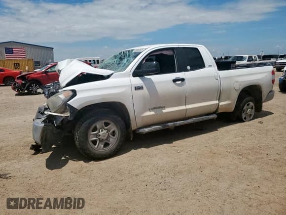 ✅ 2021 Toyota Tundra SR5 • VIN: 5TFUY5F13MX019405 • Lot: 65680905. Listed on Copart with 220,416 mi. Free auction sales archive from the USA and detailed vehicle history report at DreamBid. Image 1.