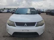 ✅ 2008 Mitsubishi Outlander ES • VIN: JA4LT21W58Z014321 • Lot: 54723495. Wystawiony na Copart z przebiegiem 172 256 mil. Bezpłatny archiwum sprzedaży aukcyjnych z USA i szczegółowy raport historii pojazdu na DreamBid. Zdjęcie 5.