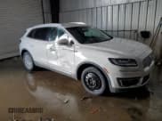 ✅ 2020 Lincoln Nautilus Standard • VIN: 2LMPJ8J95LBL26001 • Lot: 88715905. Listed on Copart with 67,216 mi. Free auction sales archive from the USA and detailed vehicle history report at DreamBid. Image 4.