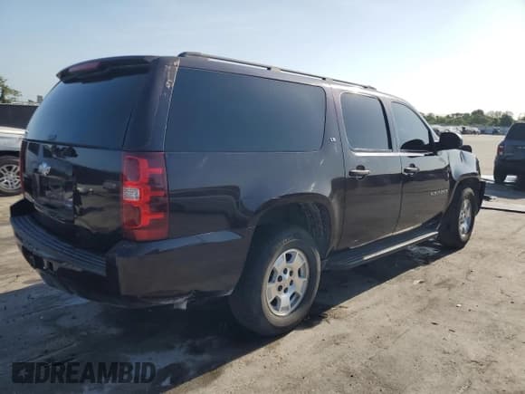 ✅ 2009 Chevrolet Suburban LS • VIN: 1GNFC16J99R225928 • Лот: 54547305. Опубликован ранее на Copart с пробегом 203 556 миль. Бесплатный доступ к архиву аукционных продаж из США и подробный отчёт об истории автомобиля на DreamBid. Изображение 3.