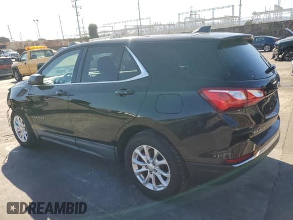 ✅ 2018 Chevrolet Equinox LT • VIN: 2GNAXJEV7J6250782 • Lot: 82661075. Wystawiony na Copart z przebiegiem 68 330 mil. Bezpłatny archiwum sprzedaży aukcyjnych z USA i szczegółowy raport historii pojazdu na DreamBid. Zdjęcie 2.