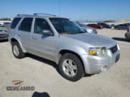 ✅ 2006 Ford Escape Hybrid • VIN: 1FMYU96H36KA20759 • Lot: 83760845. Listed on Copart with 204,614 mi. Free auction sales archive from the USA and detailed vehicle history report at DreamBid. Image 4.