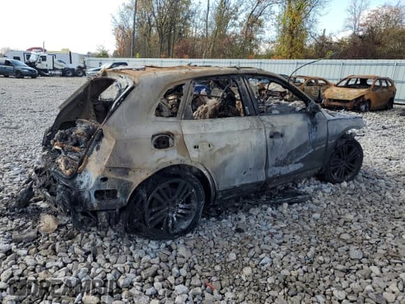 ✅ 2018 Audi Q5 Prestige • VIN: WA1CNAFY3J2088236 • Lot: 84654675. Listed on Copart with Not provided. Free auction sales archive from the USA and detailed vehicle history report at DreamBid. Image 3.