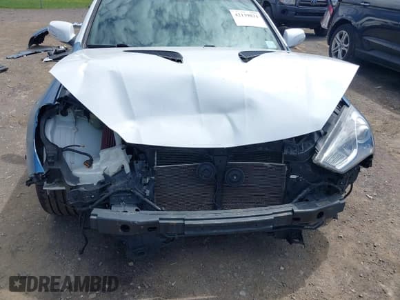 ✅ 2015 Hyundai Genesis Coupe R-Spec • VIN: KMHHU6KJ5FU125668 • Lot: 42139821. Wystawiony na IAAI z przebiegiem 55 316 mil. Bezpłatny archiwum sprzedaży aukcyjnych z USA i szczegółowy raport historii pojazdu na DreamBid. Zdjęcie 6.