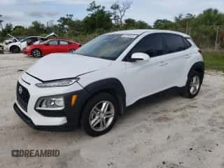 2019 Hyundai Kona SE с VIN KM8K12AA7KU338057, выставлен на аукционе Copart как лот 48765423 с пробегом 55 210 миль миль и . История ставок и продаж доступна на DreamBid. Изображение 1.