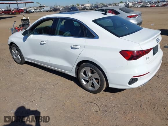 ✅ 2023 Audi A3 Premium • VIN: WAUAUDGY7PA077171 • Лот: 43646687. Опубликован ранее на IAAI с пробегом 52 729 миль. Бесплатный доступ к архиву аукционных продаж из США и подробный отчёт об истории автомобиля на DreamBid. Изображение 3.