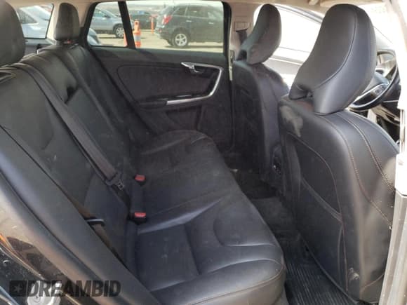 ✅ 2015 Volvo V60 T5 Platinum • VIN: YV4612HM7F1001429 • Lot: 46016303. Listed on Copart with 86,440 mi. Free auction sales archive from the USA and detailed vehicle history report at DreamBid. Image 10.