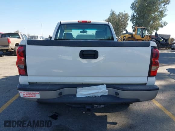 ✅ 2007 Chevrolet Silverado 1500 Work Truck • VIN: 3GCEC14X07G156880 • Lot: 43604776. Listed on IAAI with 357,578 mi. Free auction sales archive from the USA and detailed vehicle history report at DreamBid. Image 17.