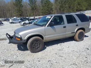 ✅ 2004 Chevrolet Blazer LS • VIN: 1GNDT13X54K166622 • Lot: 50248605. Wystawiony na Copart z przebiegiem 198 301 mil. Bezpłatny archiwum sprzedaży aukcyjnych z USA i szczegółowy raport historii pojazdu na DreamBid. Zdjęcie 1.