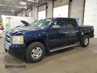 2010 Chevrolet Silverado 1500 LT with VIN 3GCRKSE31AG210815, listed as a Copart auction lot 82529885 with 112,250 mi miles and Salvage title. Bid and sale history available at DreamBid. Image 1.