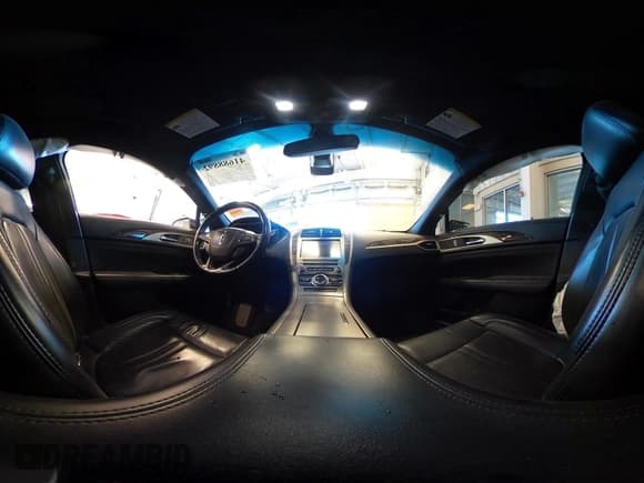 ✅ 2018 Lincoln MKZ Select • VIN: 3LN6L5C9XJR628606 • Lot: 41688892. Wystawiony na IAAI z przebiegiem 76 612 mil. Bezpłatny archiwum sprzedaży aukcyjnych z USA i szczegółowy raport historii pojazdu na DreamBid. Zdjęcie 19.