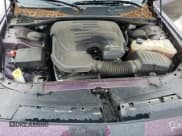 ✅ 2020 Dodge Challenger SXT • VIN: 2C3CDZAGXLH235883 • Lot: 45727904. Wystawiony na Copart z przebiegiem 73 162 mil. Bezpłatny archiwum sprzedaży aukcyjnych z USA i szczegółowy raport historii pojazdu na DreamBid. Zdjęcie 11.