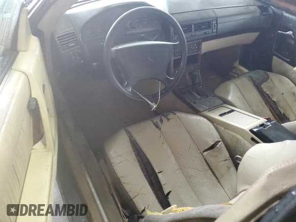 ✅ 1994 Mercedes-Benz SL 5.0L • VIN: WDBFA67E6RF096740 • Лот: 91077555. Опубликован ранее на Copart с пробегом Не указан. Бесплатный доступ к архиву аукционных продаж из США и подробный отчёт об истории автомобиля на DreamBid. Изображение 8.